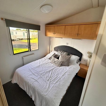 Wigbay Loch View 28 Hotel Kirkcolm ภายนอก รูปภาพ