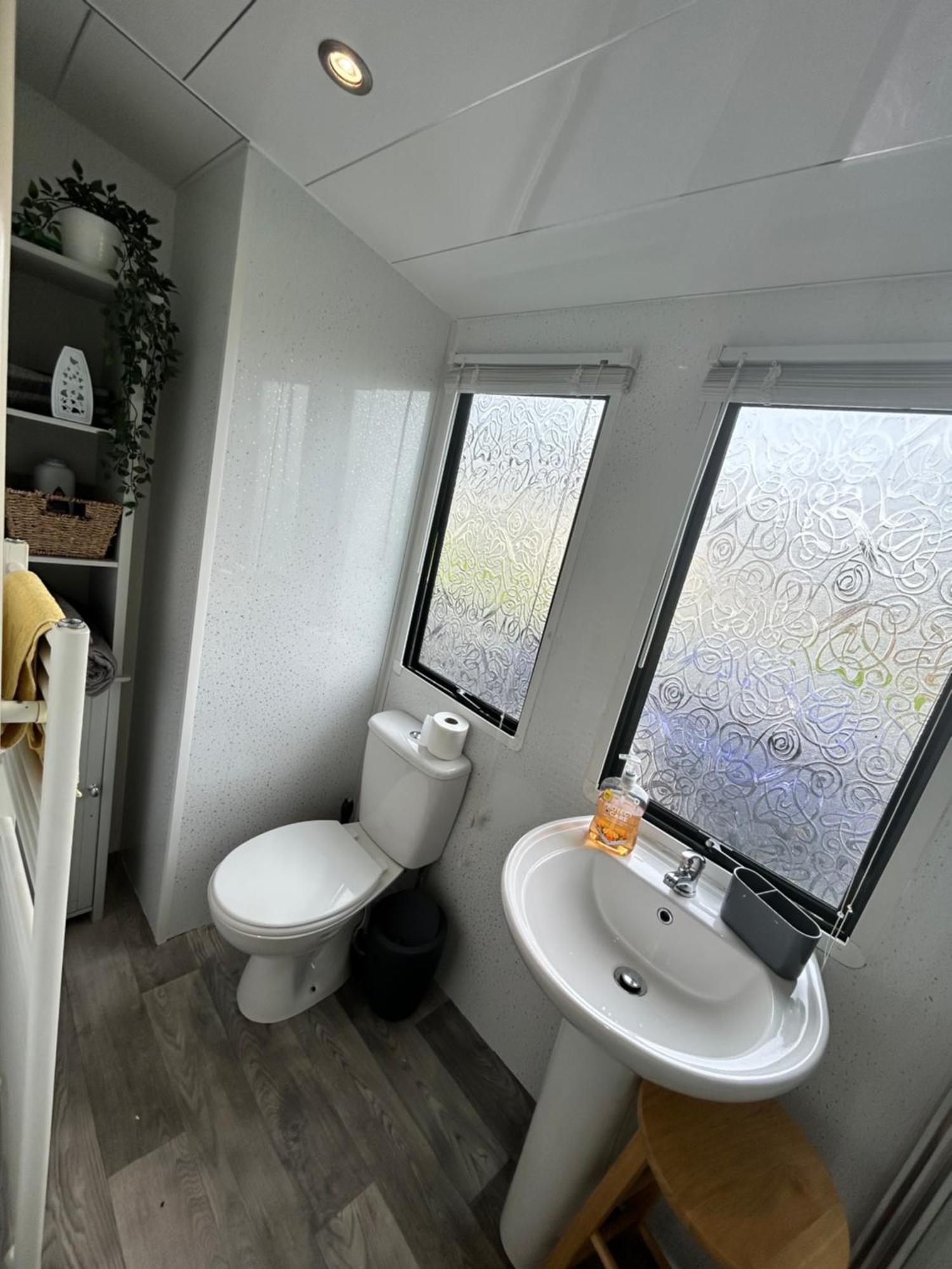 Wigbay Loch View 28 Hotel Kirkcolm ภายนอก รูปภาพ